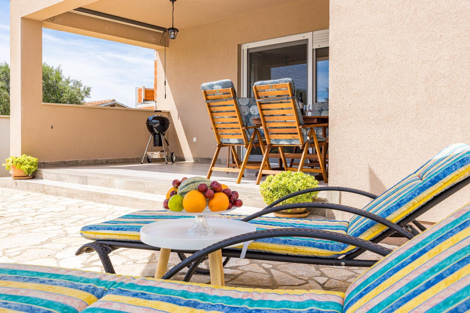 Villa Sunny Olive Peroj Εξωτερικό φωτογραφία